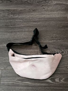 Hairy Belly Waist Belt Bag - Fanny Pack LIKE NEW